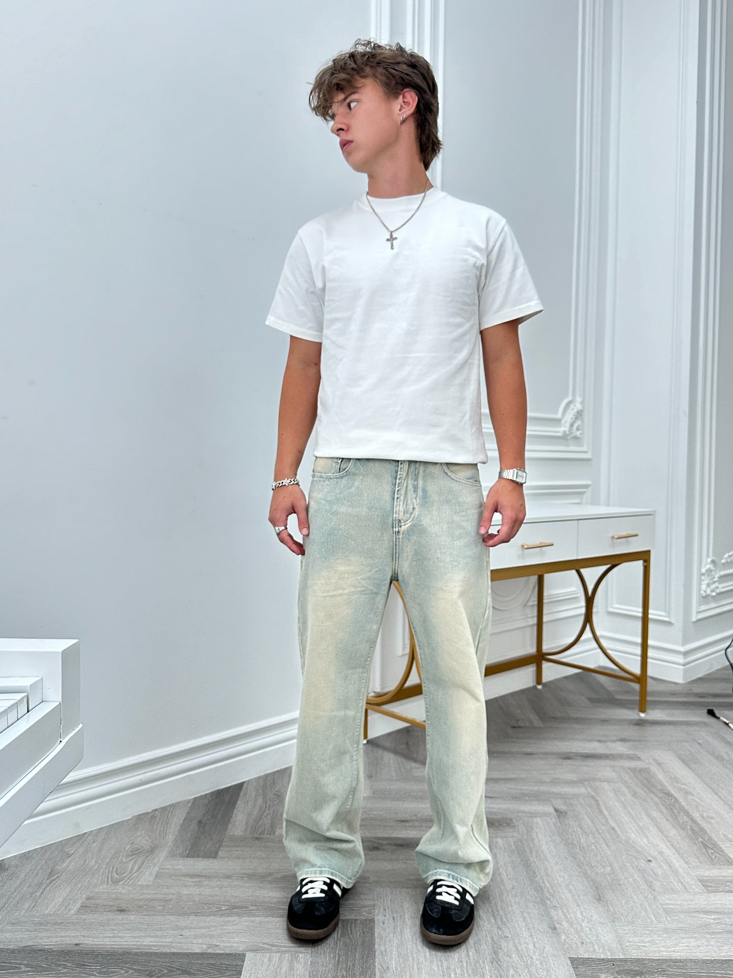 UNFADED WASH JEANS